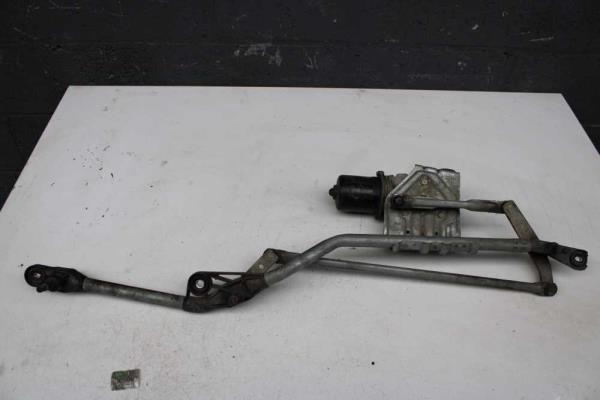 MOTEUR D ESSUIE GLACE RENAULT MEGANE SCENIC 7/2003-4/2009 - Vue 1